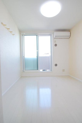 ★屋根付き駐輪場です★