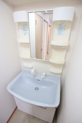 ◇忙しい朝にも嬉しい独立洗面台◇