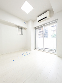 ★2面採光で明るいお部屋★※クリーニング前