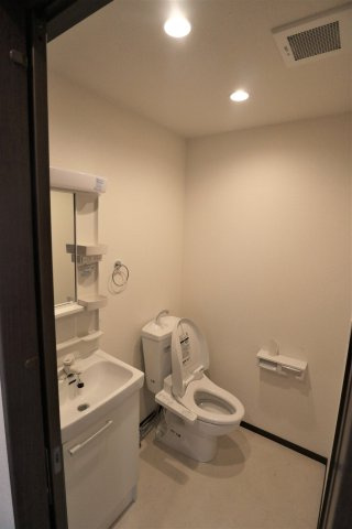 Grandeur上大岡の洗面所