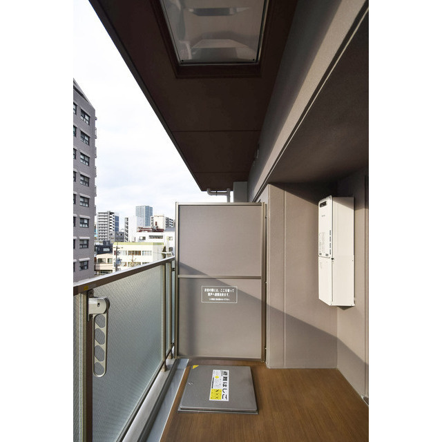 ArtizA金山のバルコニー