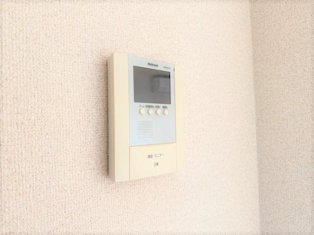 アシューレの内装|カメラ付インターホン