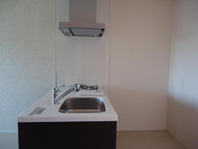 Ｉｔ’ｓ　ｃｏｃｏ（イッツ　ココ）のキッチン|キッチン