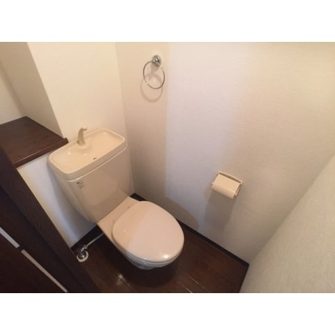 デイ・ブレイク（東淀川区）のトイレ