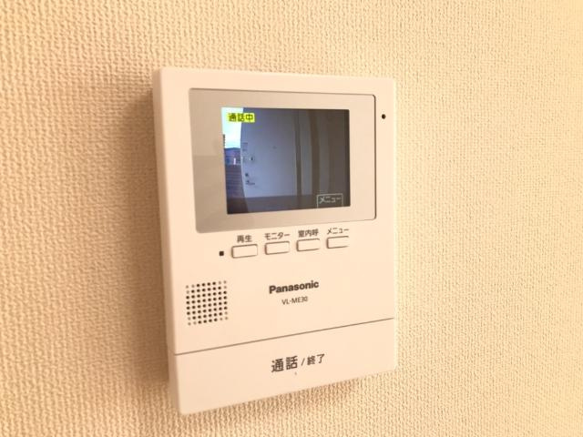 アジュールの内装|カメラ付インターホン