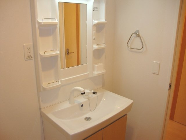 Ｃａｍｅｒａ　Ｆｅｌｉｃｅの洗面所|洗髪洗面化粧台