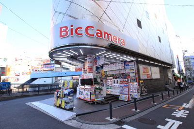 ビックカメラ横浜西口店まで800ｍ