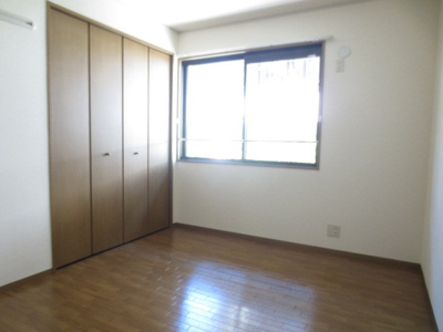 物入れがある洋室６帖