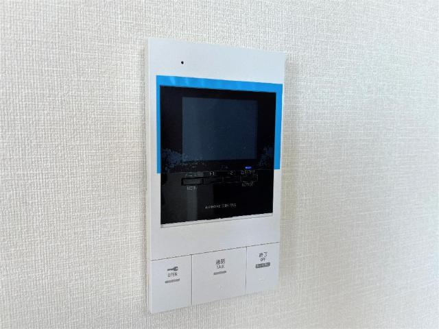 センターフィールドの内装|カメラ付インターホン