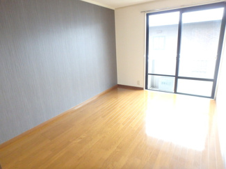 ★南西向き洋室６帖★