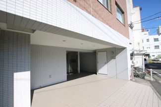 建物入口