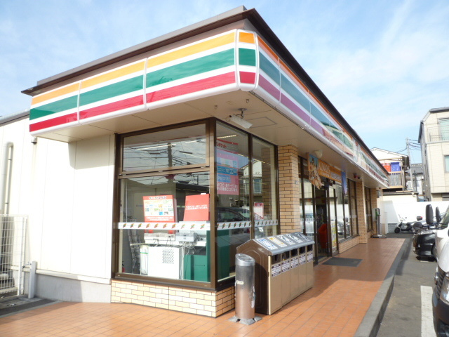 セブンイレブン綾瀬蓼川２丁目店まで270ｍ