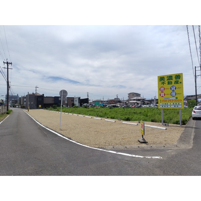 岐阜市市橋４丁目の駐車場の外観