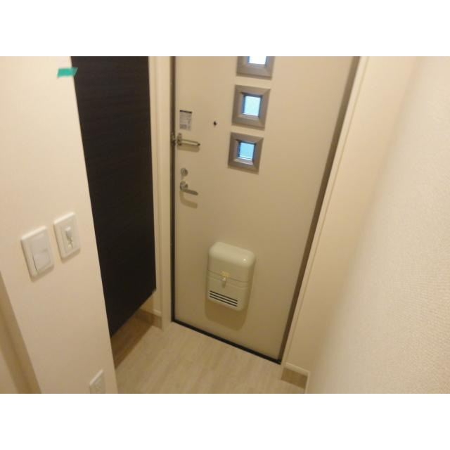 グレーシアPiPoの玄関