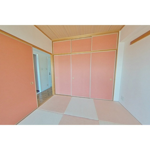 岐阜市鶴舞町２丁目の賃貸マンションの居間・リビング