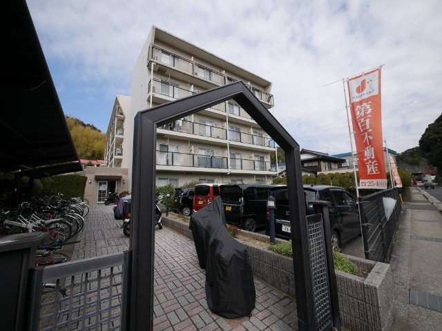 パークアベニュー椎木のエントランス