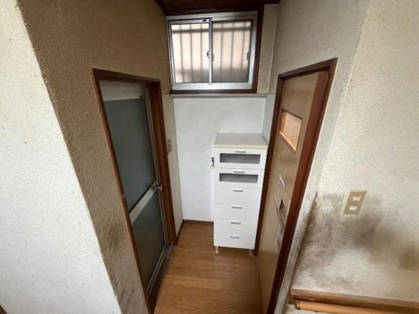 【内装】 | ※AI加工によって室内の一部の動産物は撤去しています。