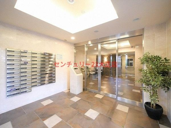S-FORT弁天町のエントランス