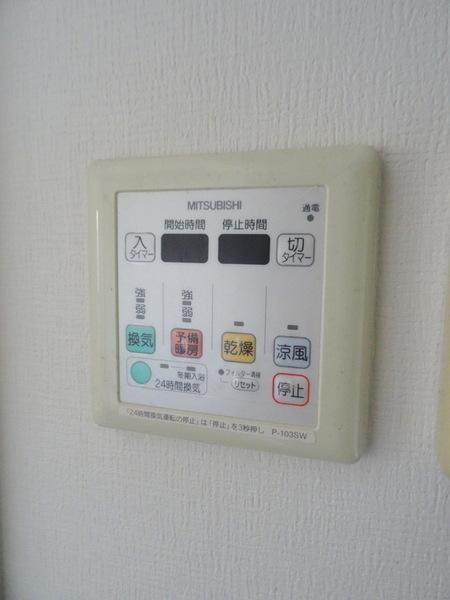 スワンズシティ大阪WESTの浴室|★浴室乾燥機★