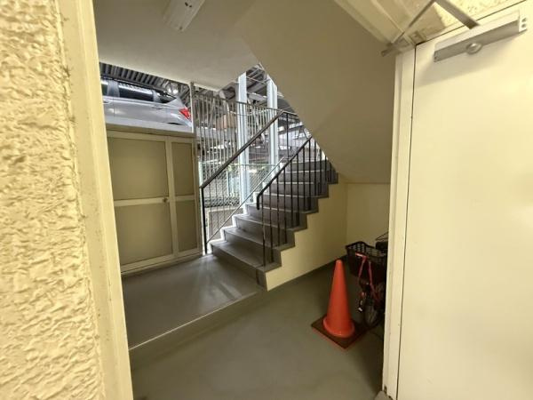 菊川マンションのエントランス