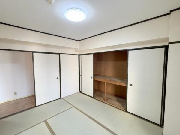 菊川マンションの和室
