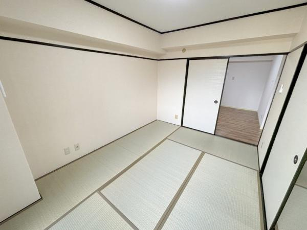 菊川マンションの和室