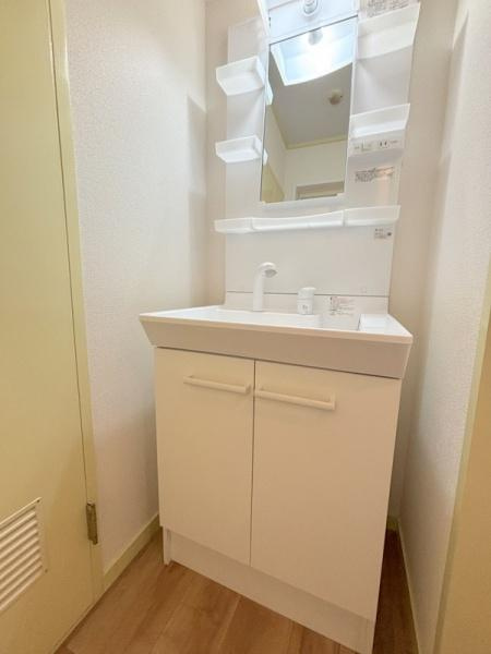 菊川マンションの洗面所