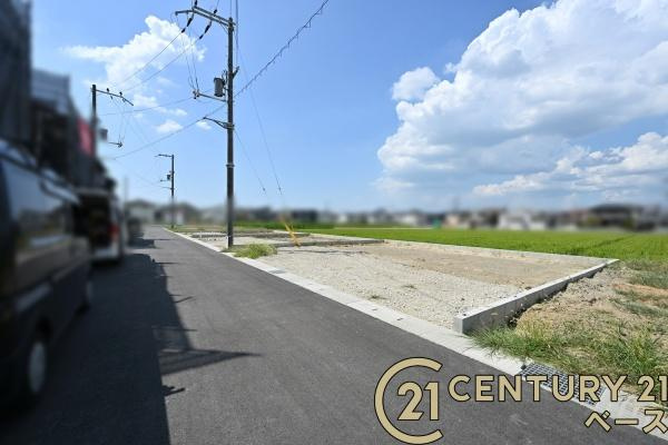 磯城郡田原本町大字阪手の売地の前面道路含む現地写真|■現地撮影写真■前面道路約６ｍと広々開放的です！