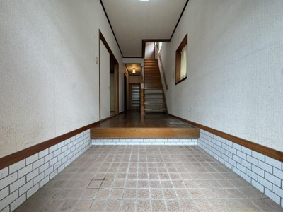 【玄関】 | 雑賀町中古戸建て