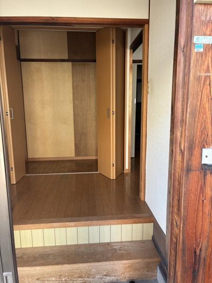 【玄関】 | 片原戸建て