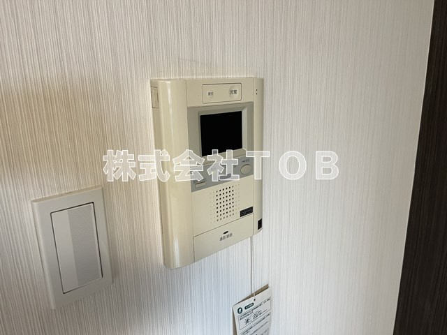 【セキュリティ】 | サンテミリオン千歳烏山 | 同間取り反転タイプの写真です
