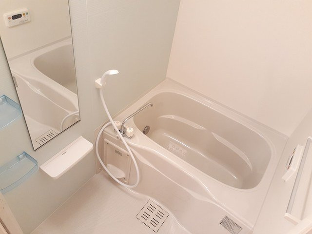 メゾン北冠の浴室|ゆったり過ごせるお風呂です