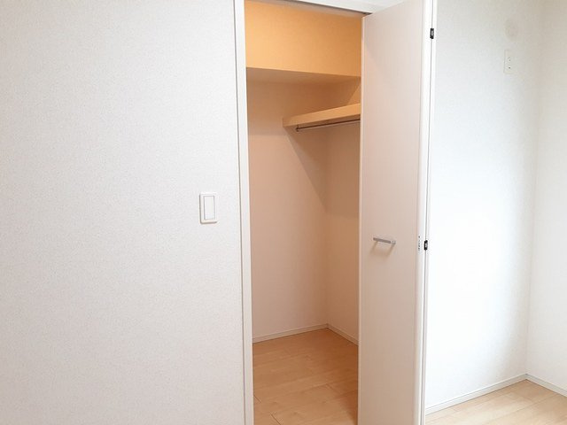 アクティモアの収納|こまごまとしたものを収納できそうですね