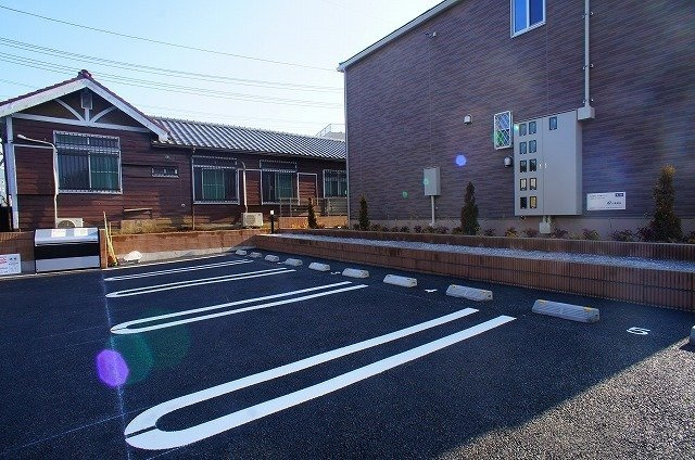 カーサ　ブルーノの駐車場