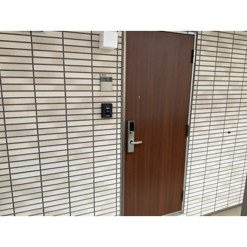 アストラの玄関