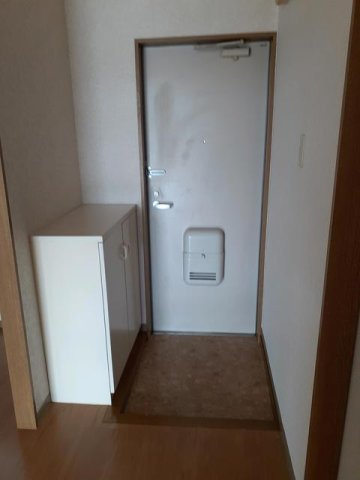 コーポアイガエリⅠの玄関