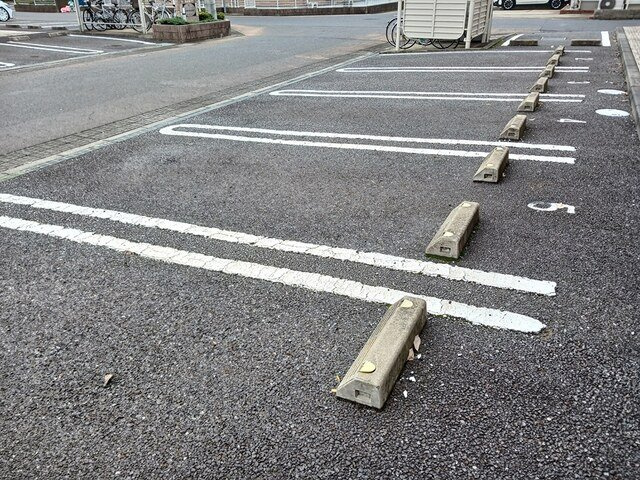 【駐車場】 | メゾン　ド　アヴェニール　Ｄ