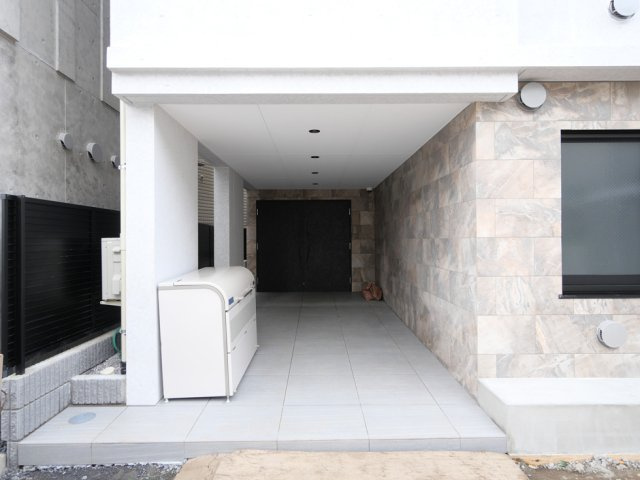 ラフィスタ目黒西小山の外観