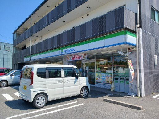 ソル　アランテの周辺|ファミリーマートまで350m