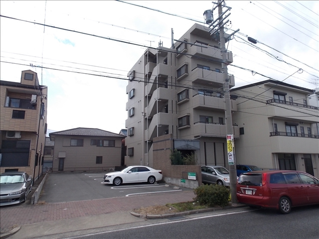 エクセレントの外観