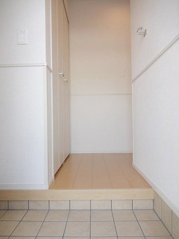 プリムローズ　Ｍの玄関