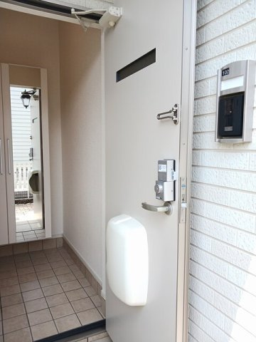 ラ・ルーチェ　オリエンテの玄関
