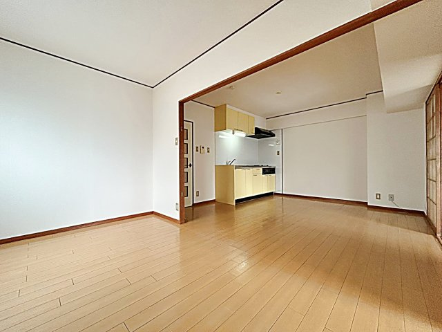 レジデンス栄光の居間・リビング