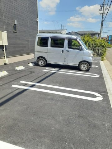 リリィの駐車場