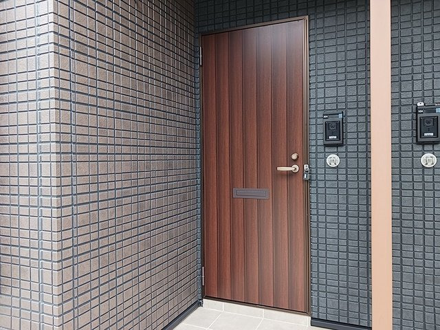 シャルフ飛江田　Ⅱの玄関