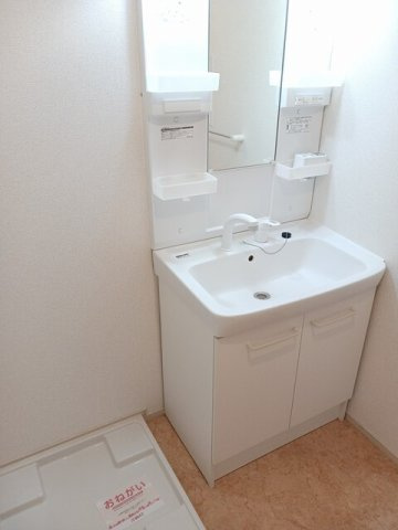 ティータウン　レガーロ　Ｂの洗面所