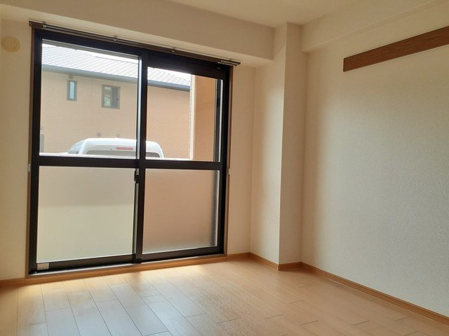 ＭＡＬＩＢＵ　ＧＡＲＤＥＮの内装