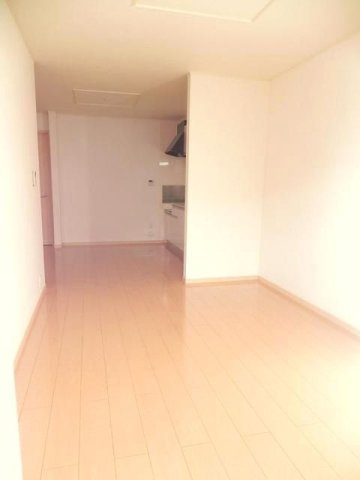 レイクサイド柏の葉壱番館の居間・リビング