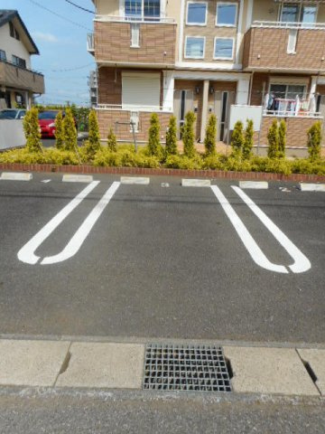 クレッシェンドⅡの駐車場
