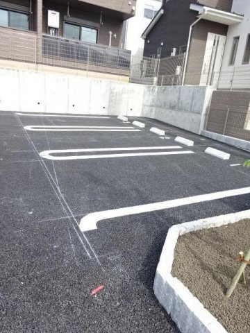 ルクールの駐車場